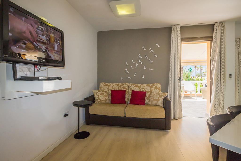Trg Studio Arona  Exteriér fotografie